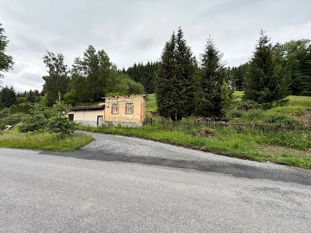 Prodej stavebního pozemku 942 m²